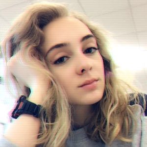 Meet your Posher, Isabel